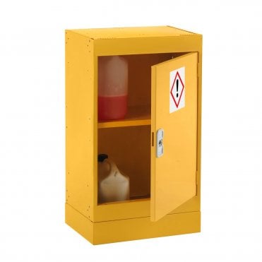 Hazardous Cabinet H770 x W450 x D300mm